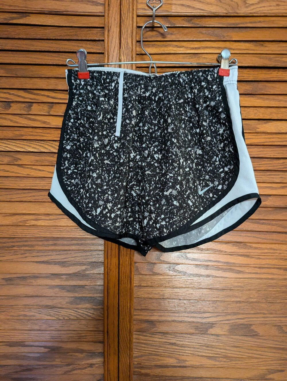 Nike Black & White Speckle Athletic Lined‎ Running Shorts Woman's Size Small